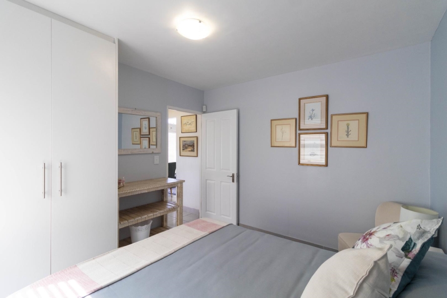 3 Bedroom Property for Sale in Sandbaai Western Cape